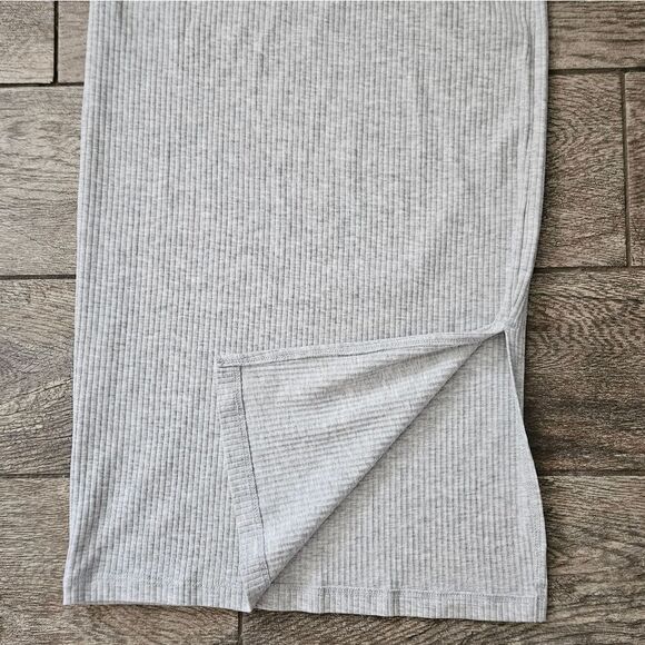 H&M Gray Ribbed Knit Two-Piece Set - Picture 8 of 9